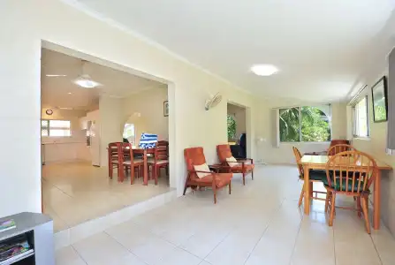 Seascape Holidays - 53 Reef Street - 21