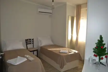 Loft Hostel Guest House - 0