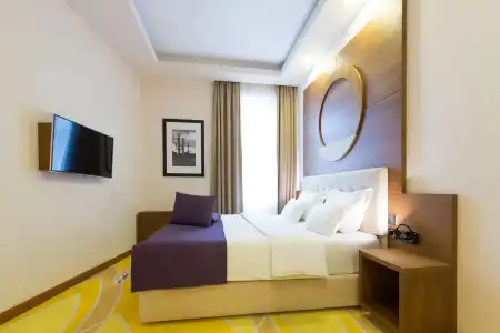 City Savoy - 2