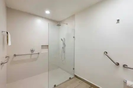 Courtyard By Marriott Cancun Airport - 8
