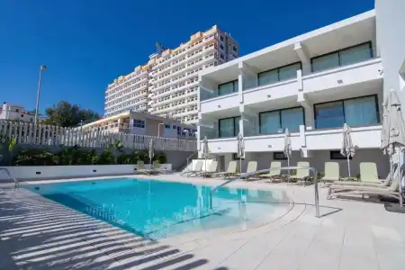 Relaxia Beverly Suites - 27