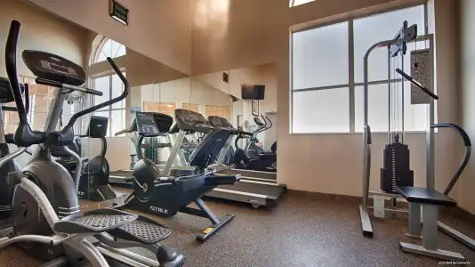 Baymont by Wyndham Lubbock - 12