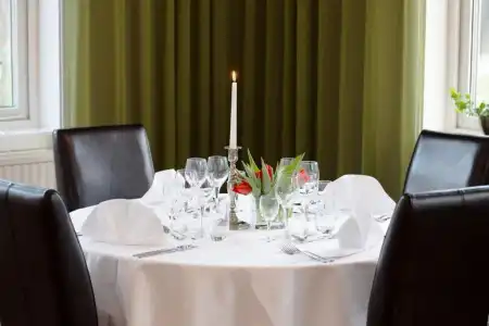 Tylebackl & Konferens, BW Signature Collection - 19