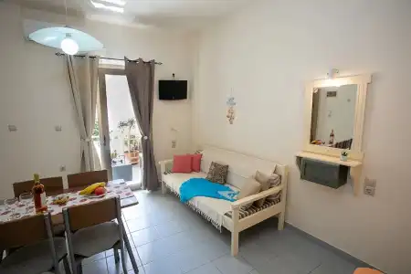 Rania Studios - 46