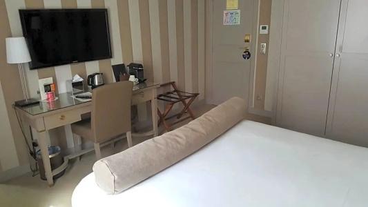Hôtel Saint Cyr Etoile - 123