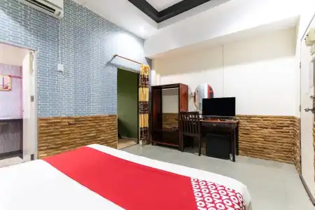 OYO 75304 Riverside Guesthouse - 51