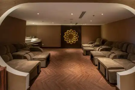 Wyndham Garden - 13