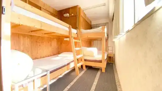 GUEST HOUSE B's Five II - Hostel - 25