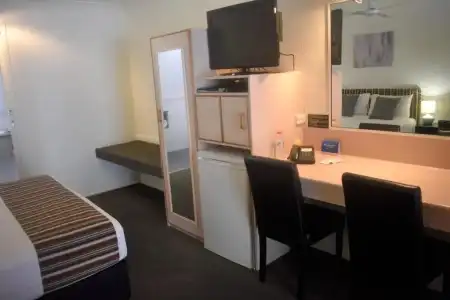 Best Western Cattle City Motor Inn - 54