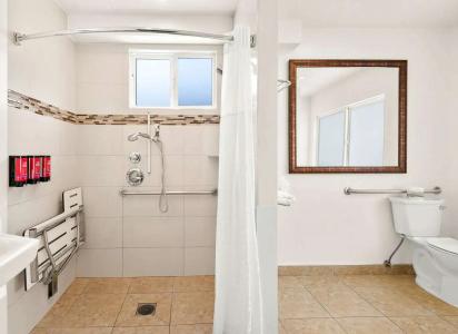 SureStay by Best Western Santa Monica - 44