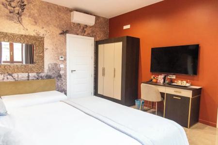 Adelaide Suite Dreams - 33