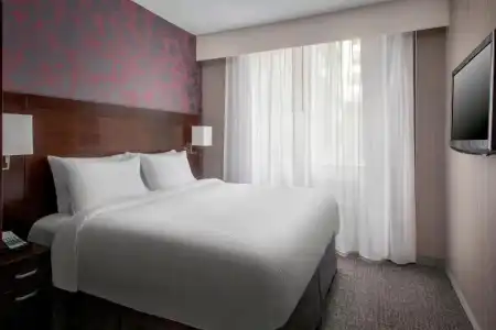 Courtyard by Marriott New York Manhattan/SoHo - 38