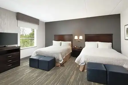 Hampton Inn & Suites Barrie - 44