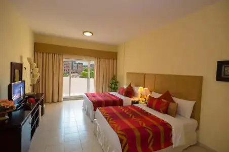 Parkside Suites Apartment - 45