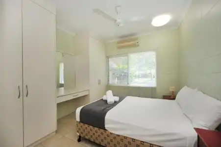 Seascape Holidays - 53 Reef Street - 49