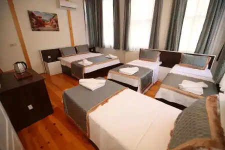 Grand Almira - 24