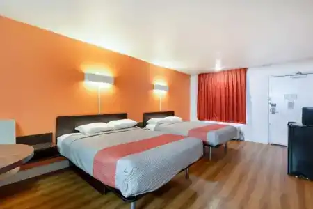 Motel 6 Houston, TX - East - 28