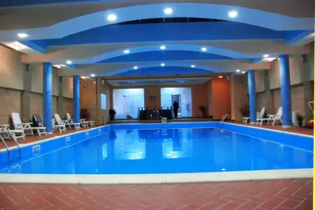 Vlora International - 10
