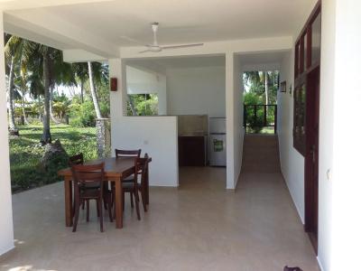 Green Parrot Beach Resort - 15