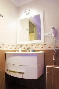 Dolce Vita Suites - 76