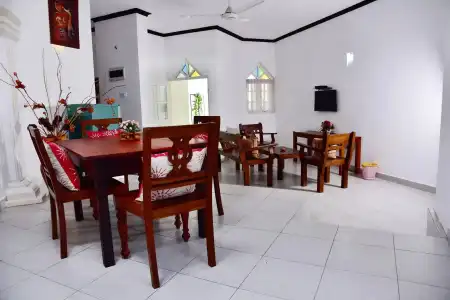 Blue Eyes Inn - 14