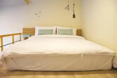 Tuck Me iN - 33