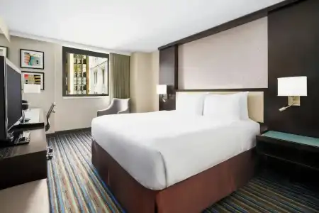 Courtyard by Marriott New York Manhattan/Times Square - 52
