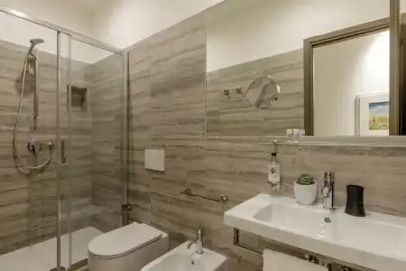 Aenea Superior Inn - 151