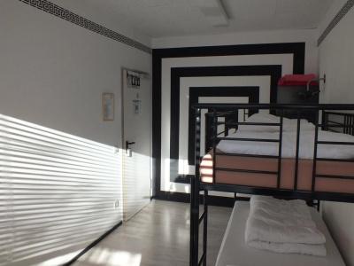 Max Hostel - 15