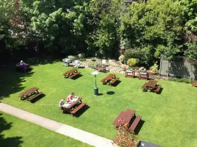The Sandymount - 17
