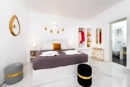 Petri Suites Santorini - 134