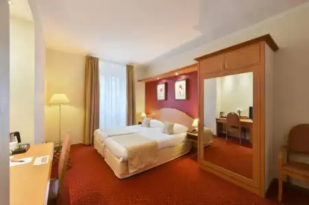 Hôtel International & Terminus - 31