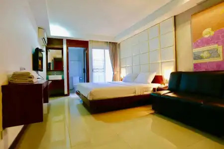 Collection O The Bangkok Cha Cha Suite - 9