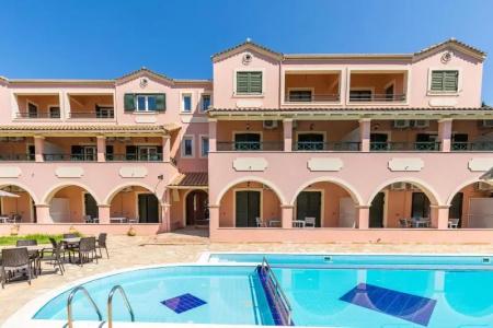 Bella de Lux Apts - 61