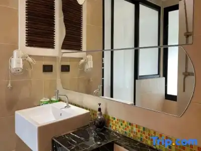 AC 2 Resort - 208