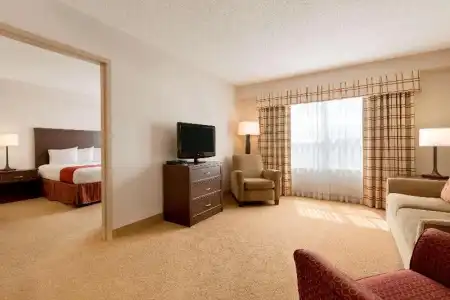 Country Inn & Suites by Radisson, Calgary-Northeast - 26