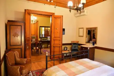 Ottoman Suites By Sera House - 18