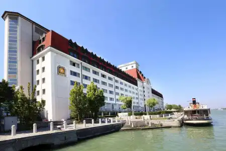 Hilton Vienna Waterfront - 53