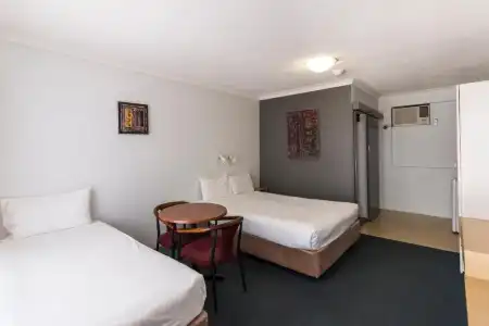 Port Aloha Motel - 29