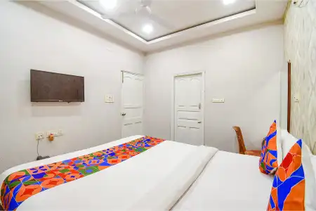 FabSaltlake Regency - 14km from Anandlok Hospital - 2