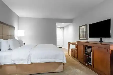Hampton Inn & Suites Florence Center - 23