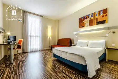 Express By Holiday Inn Zaragoza - 25