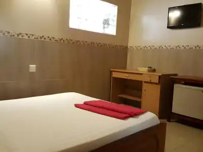 Lucky 2 Guesthouse - 21