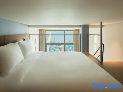 The Week & Resort - 78