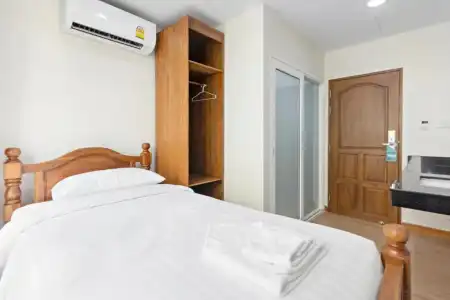 Royale 8 Ville Guest House - 29