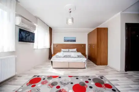 Carina Istanbul - 28