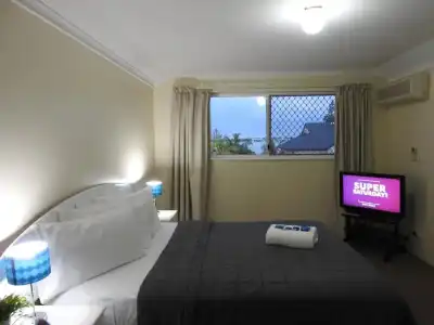 Blue Waters Apartments - 103