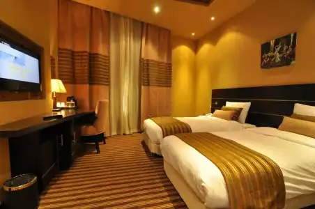 Aldar - 32