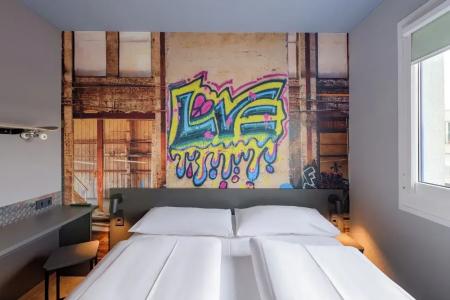 Felix Darmstadt - 14