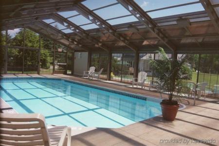 Sun & Ski Inn and Suites - 27